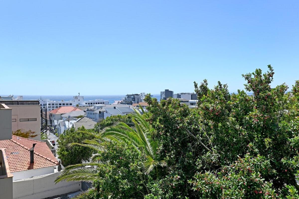 Eden - 2bed Getaway In Bantry Bay With Views Of Lions Head Cape Town